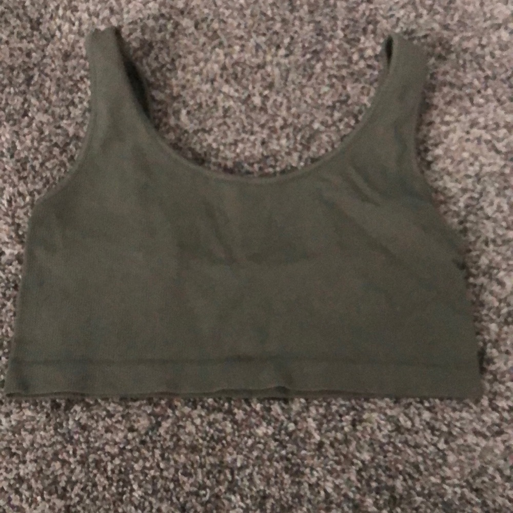 crop top